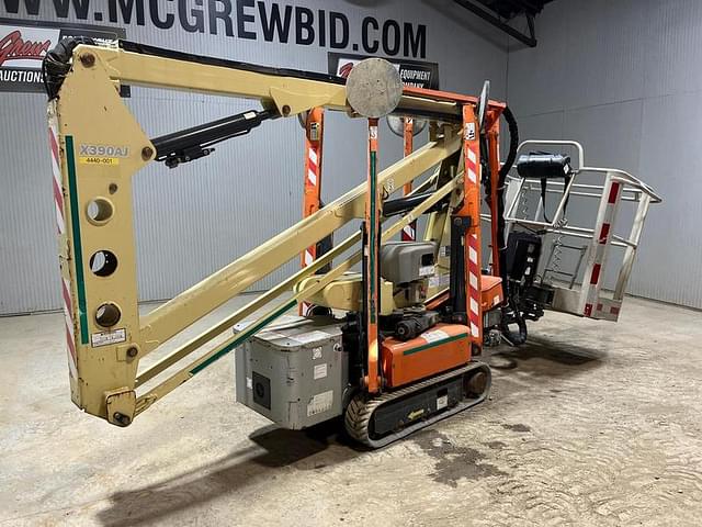 Image of JLG X390AJ  equipment image 1