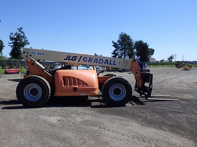 Image of JLG G6-42A equipment image 2