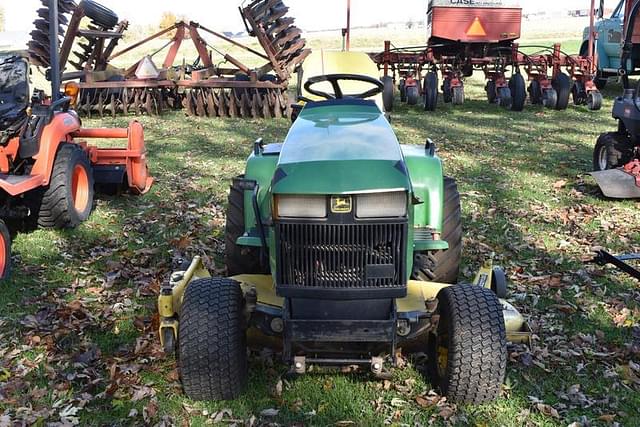 Image of John Deere 445 equipment image 1