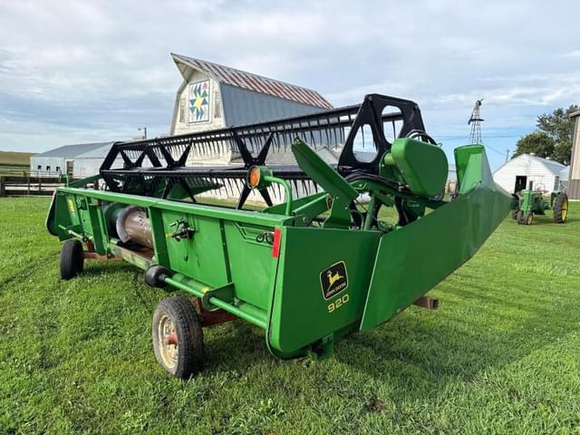 Image of John Deere 920 equipment image 1