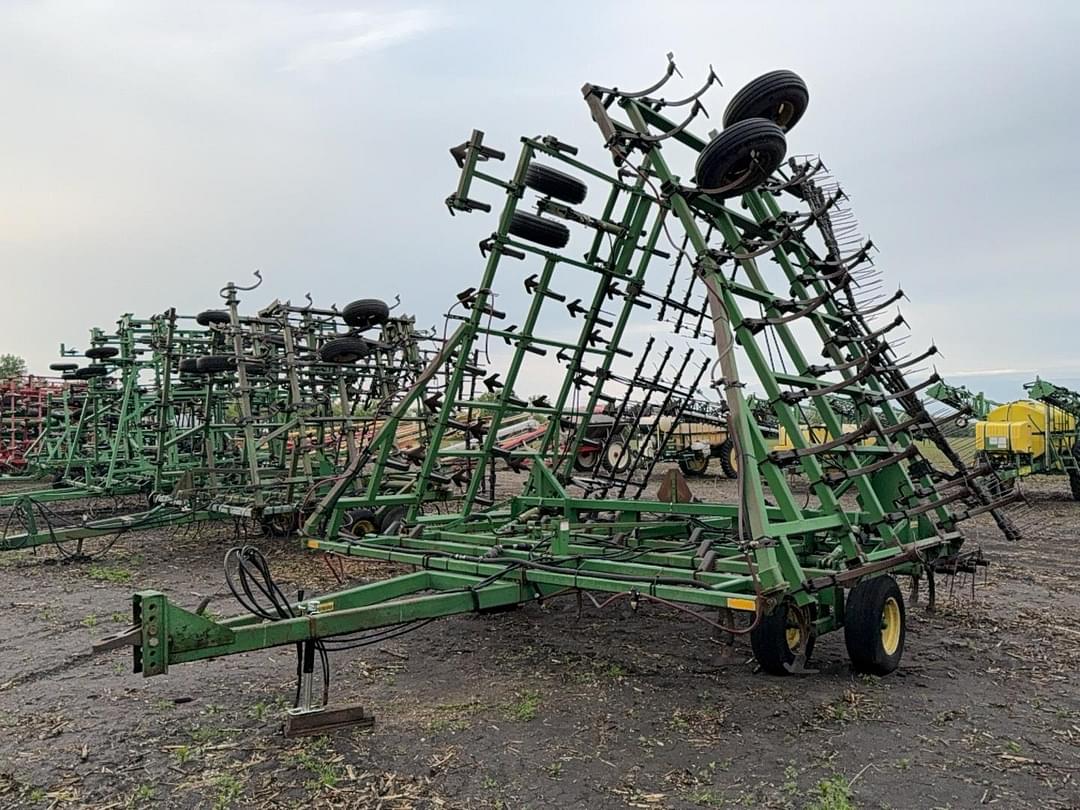 Image of John Deere 960 Primary image