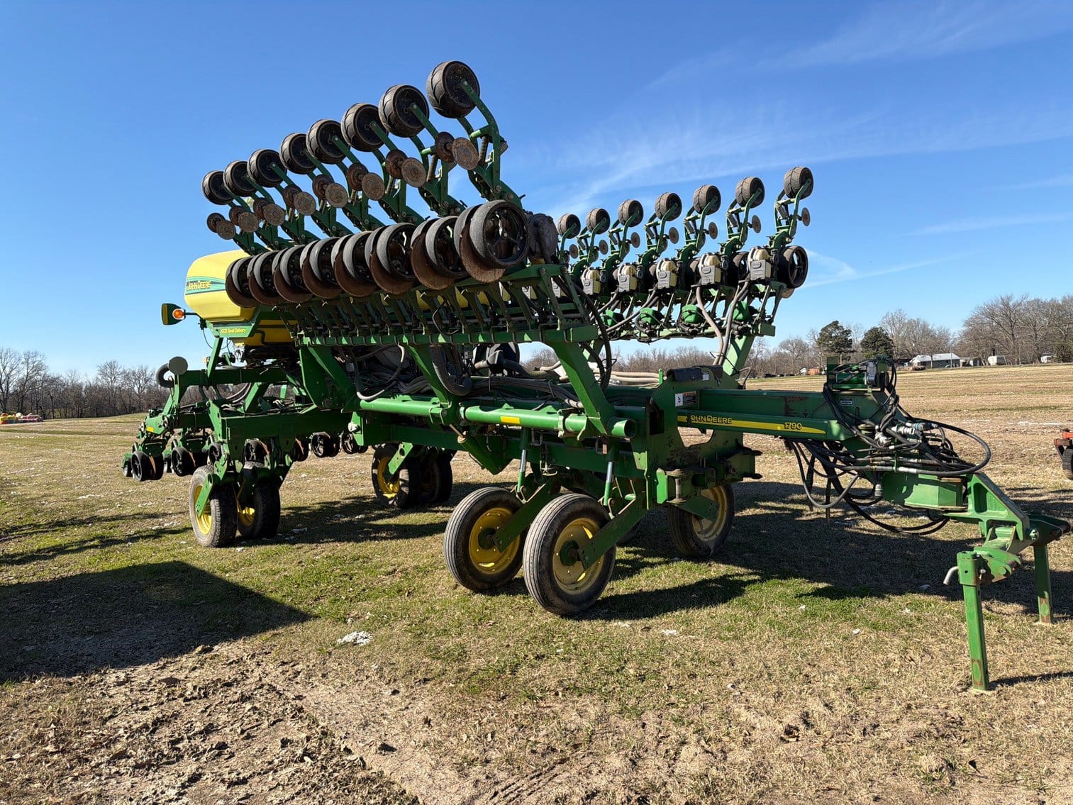 John Deere 1790 Equipment Image0