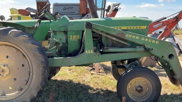 Image of John Deere 3010 equipment image 2