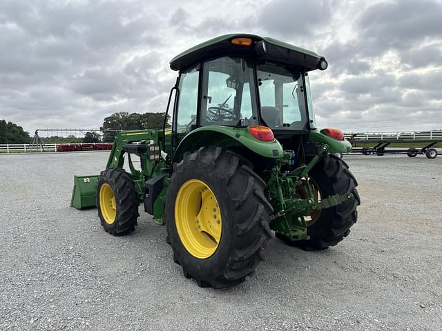 Image of John Deere 5090E equipment image 4