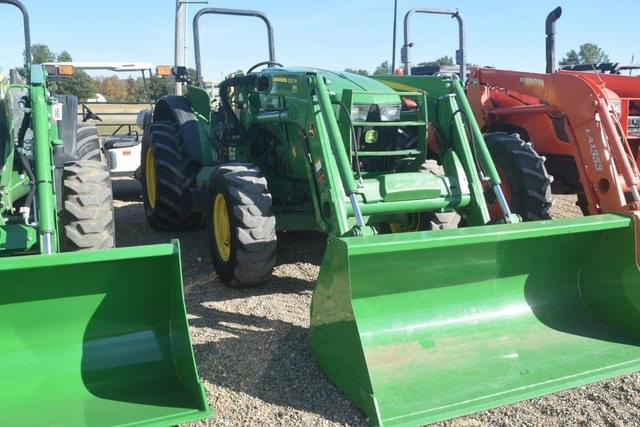 Image of John Deere 5090EL equipment image 3