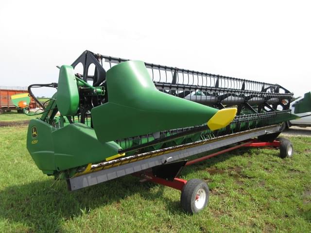 Image of John Deere 625F equipment image 2