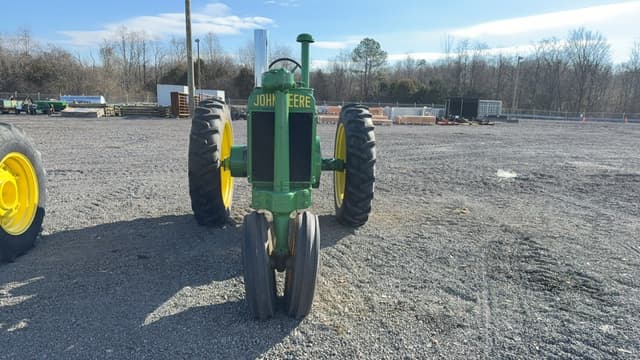 Image of John Deere A equipment image 1