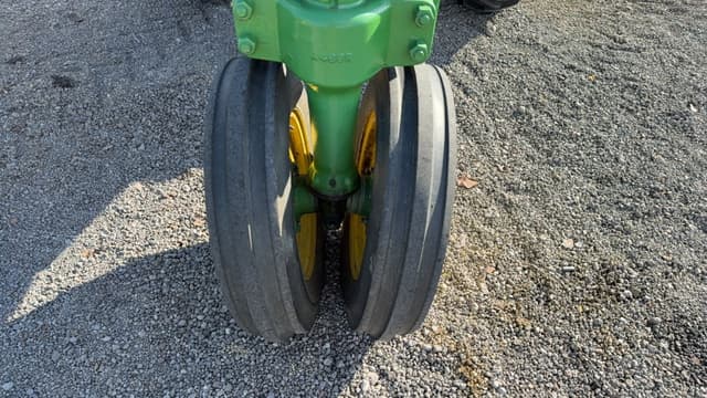 Image of John Deere A equipment image 3