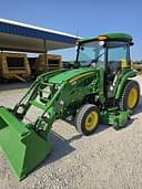 John Deere 3033R Image