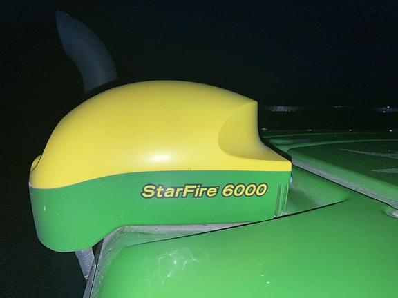 Image of John Deere StarFire 6000 Image 1