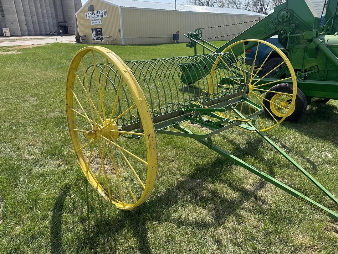 Image of John Deere 10 Primary image