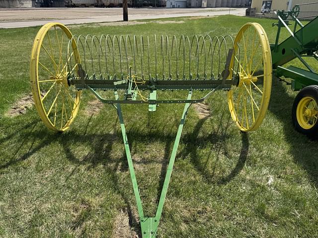 Image of John Deere 10 equipment image 1