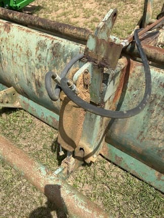 Image of John Deere Box Blade equipment image 4