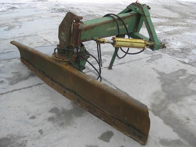 John Deere Undetermined Equipment Image0