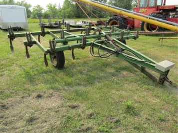 Main image John Deere 100
