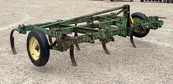 Main image John Deere 100