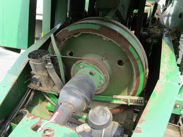 Image of John Deere 100 equipment image 3