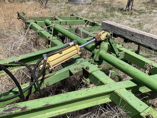 Image of John Deere 100 equipment image 4