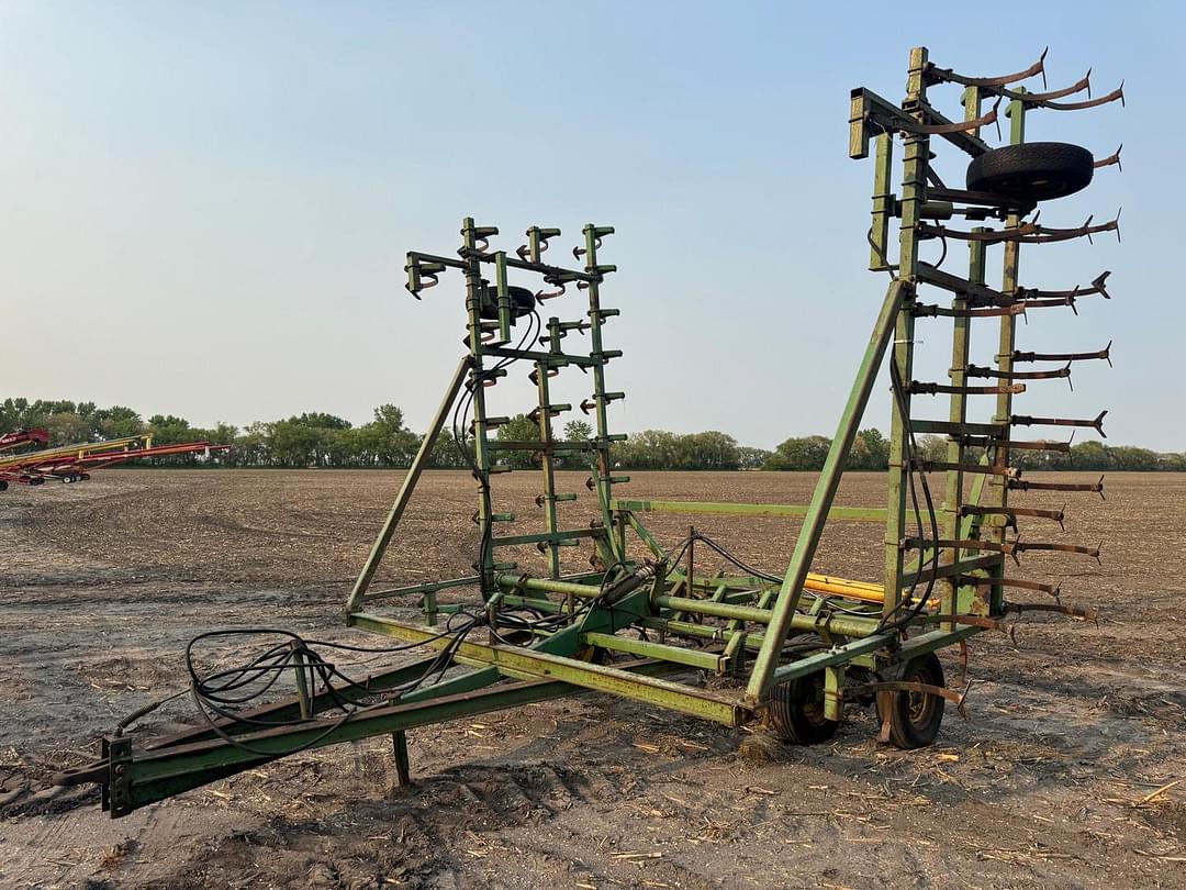 Image of John Deere 1000 Primary image
