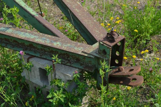 Image of John Deere 1000 equipment image 1
