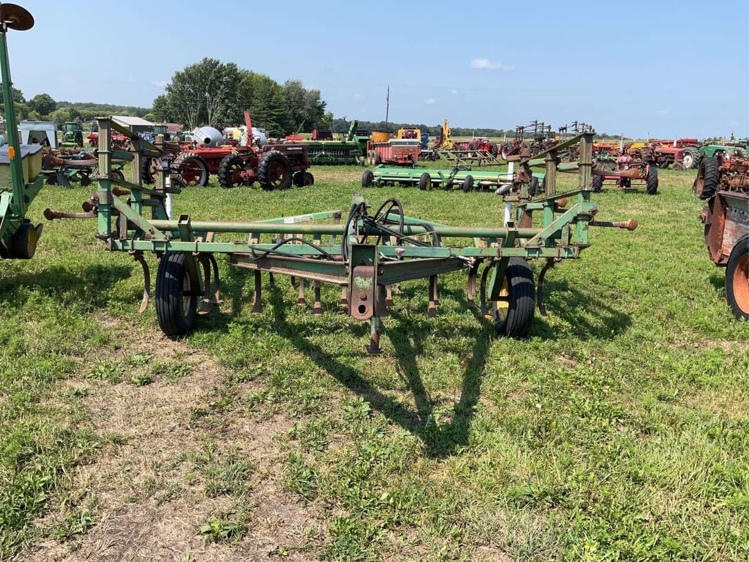 Image of John Deere 1000 Primary image