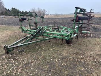 Main image John Deere 1000