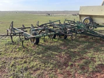 Main image John Deere 1000