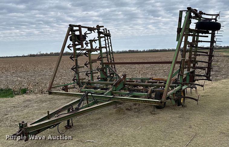 Image of John Deere 1000 Primary image