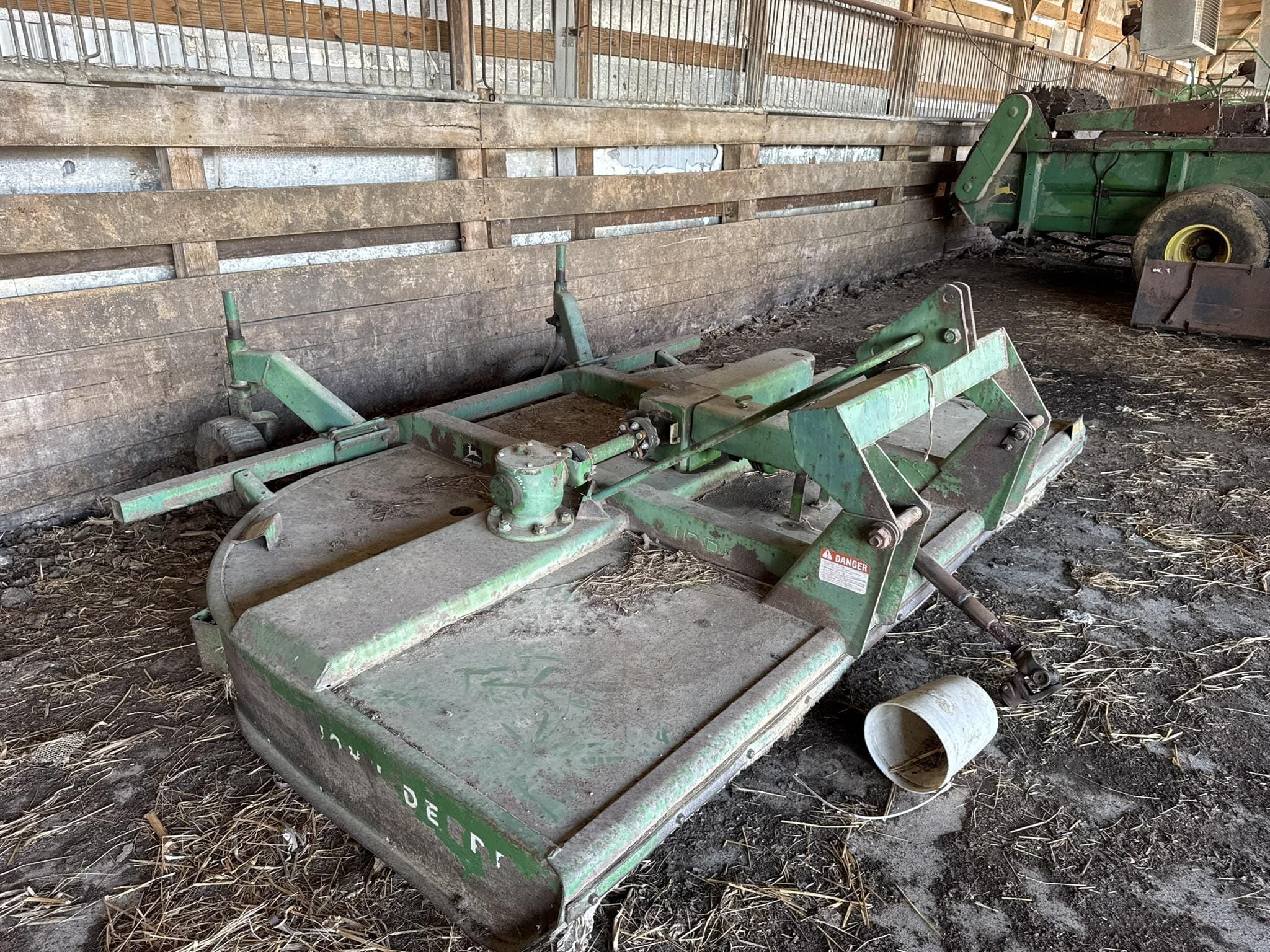 John Deere 1008 Equipment Image0