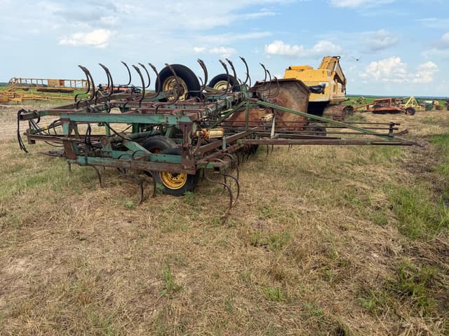 Image of John Deere 1010 equipment image 3