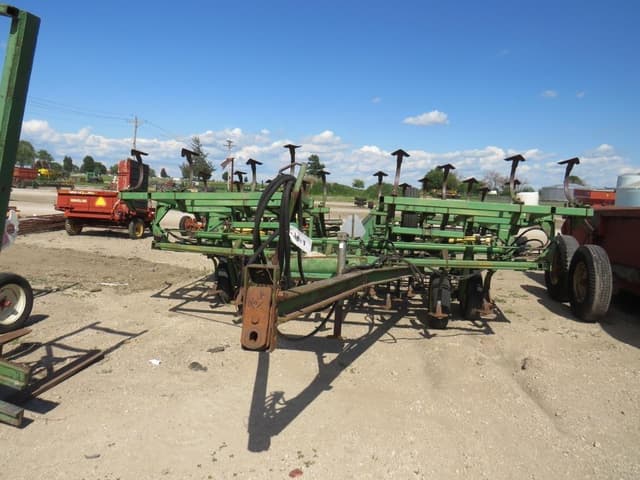 Image of John Deere 1010 equipment image 1