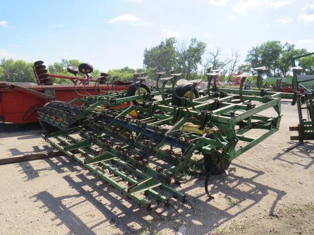 Image of John Deere 1010 equipment image 3