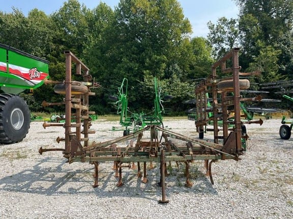 Main image John Deere 1010