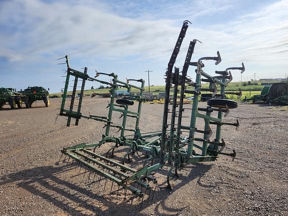 Image of John Deere 1010 equipment image 4