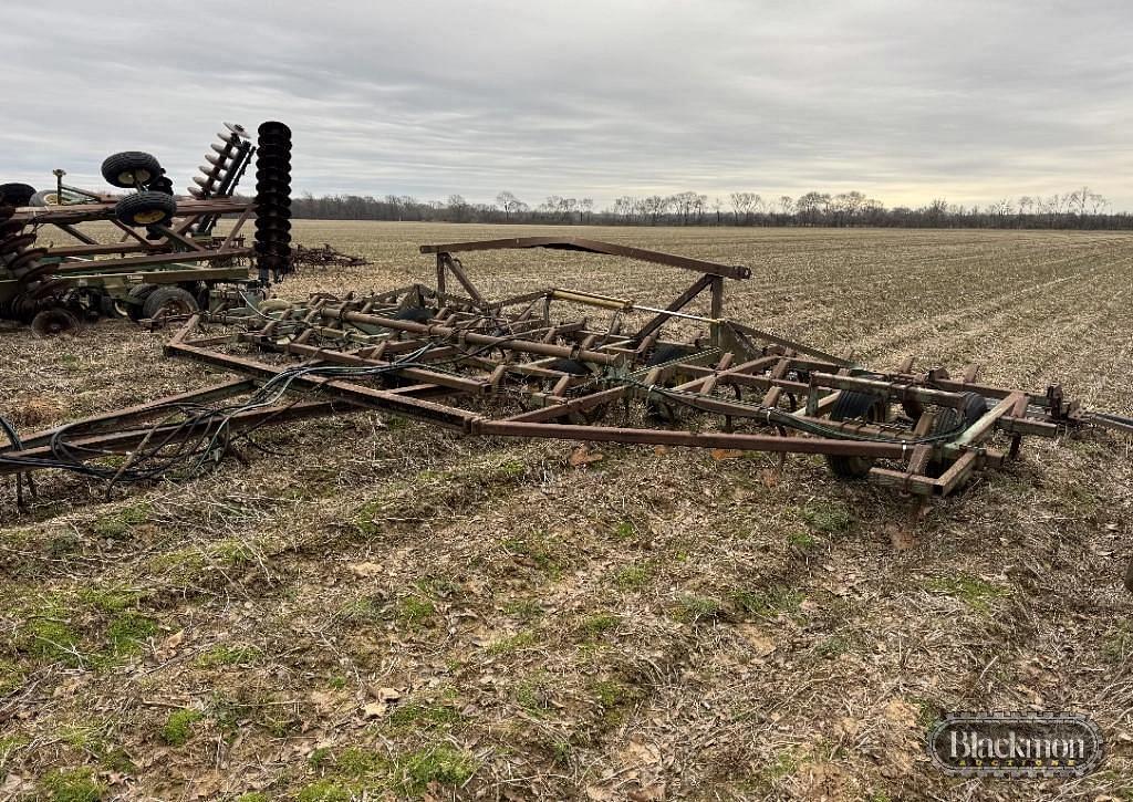 Image of John Deere 1010 Primary image