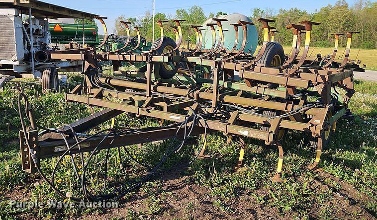 Image of John Deere 1010 Primary image