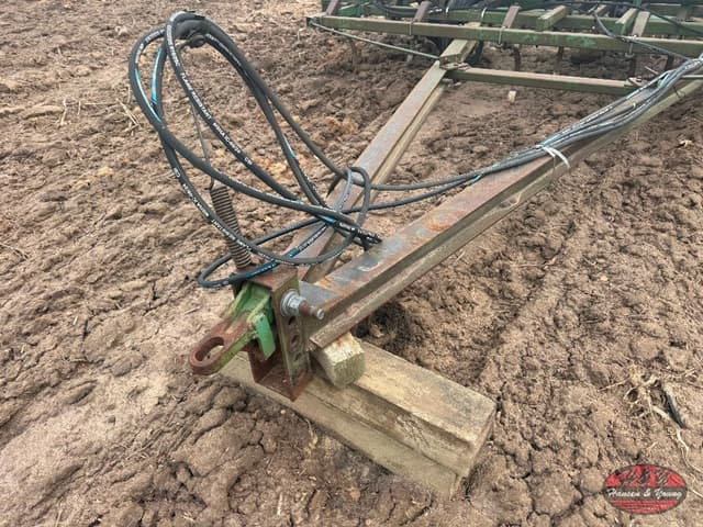 Image of John Deere 1010 equipment image 2