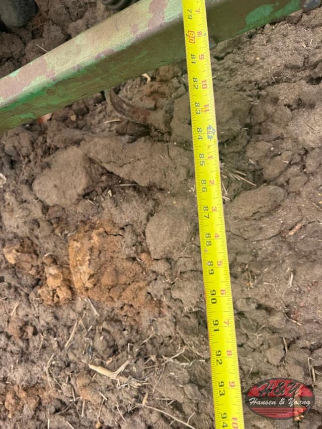 Image of John Deere 1010 equipment image 4