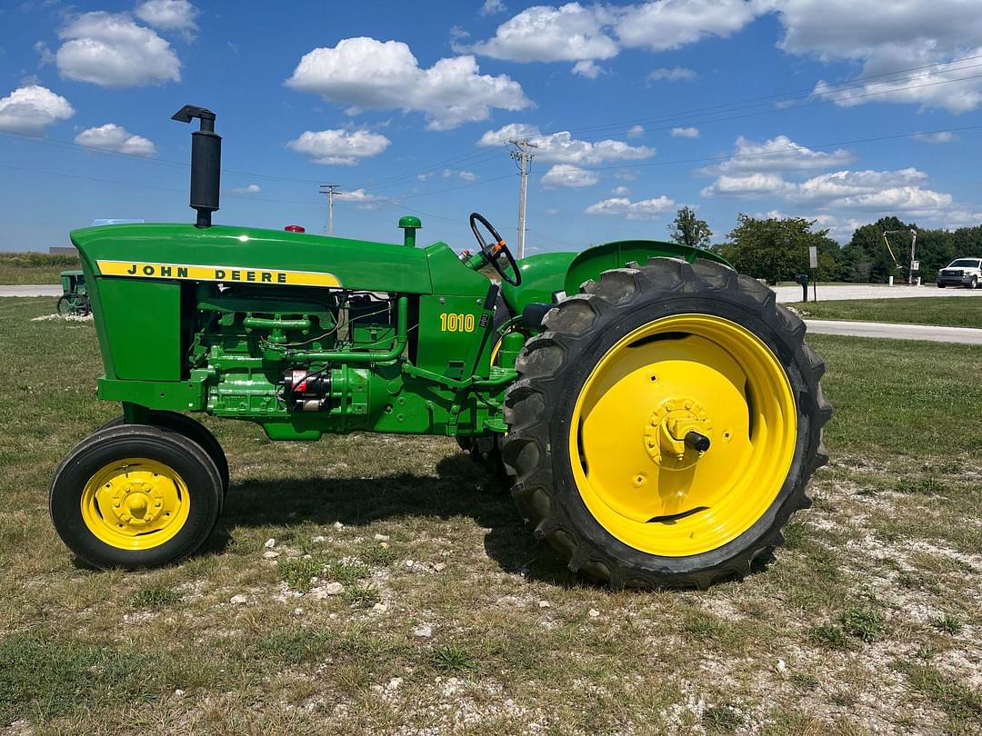 Image of John Deere 1010 Primary image