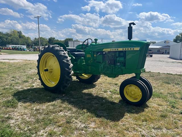 Image of John Deere 1010 equipment image 2