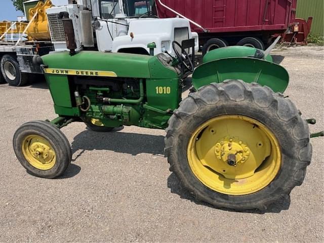 Image of John Deere 1010 equipment image 2
