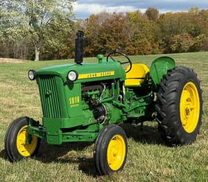 John Deere 1010 Image