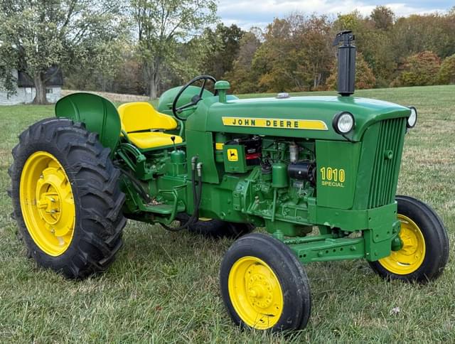Image of John Deere 1010 equipment image 1
