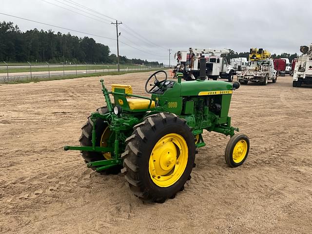 Image of John Deere 1010 equipment image 4