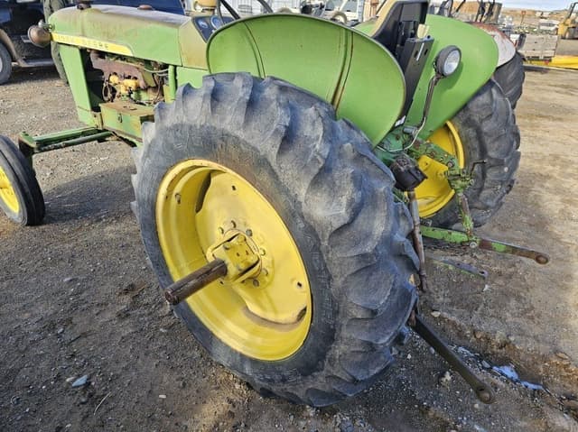 Image of John Deere 1010 equipment image 4