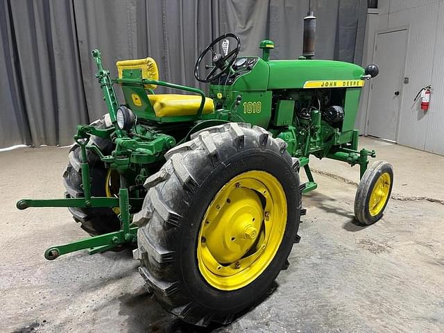 Image of John Deere 1010 equipment image 4