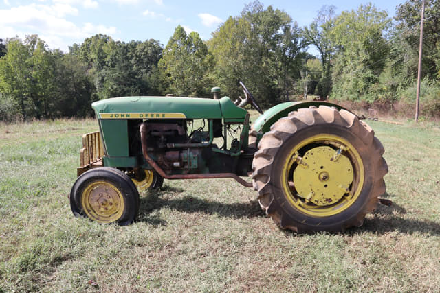 Image of John Deere 1010 equipment image 1