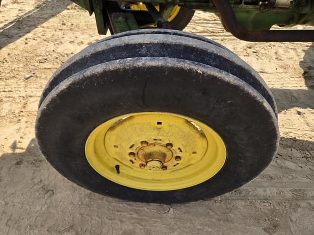 Image of John Deere 1010 equipment image 4