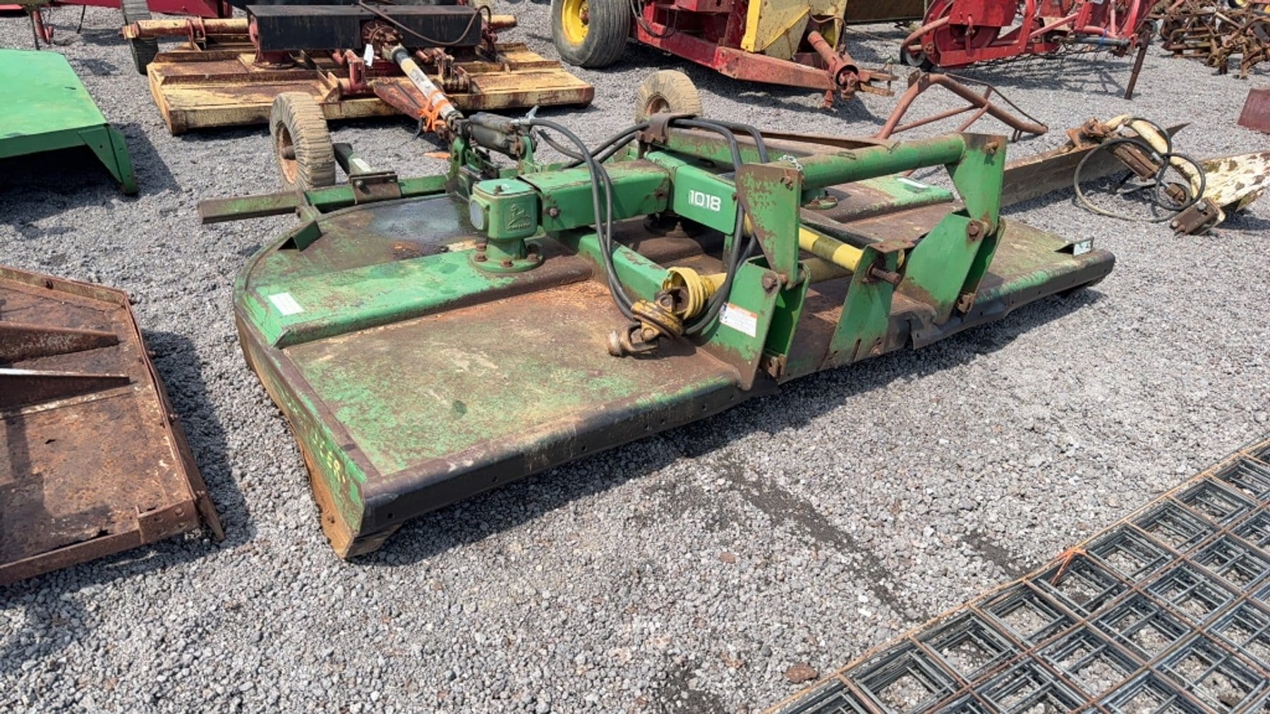 John Deere 1018 Equipment Image0