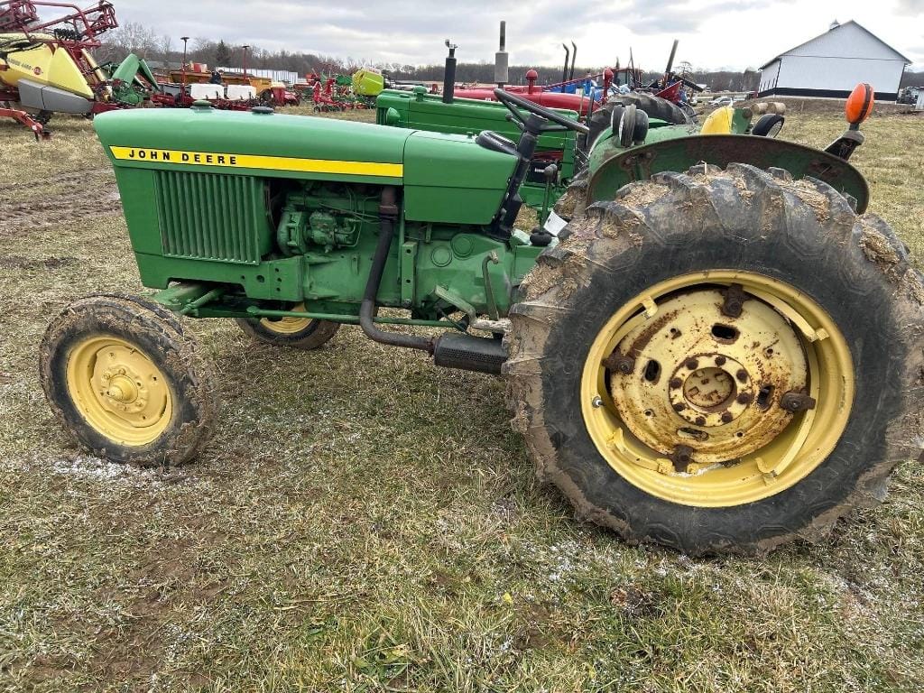 John Deere 1020 Equipment Image0